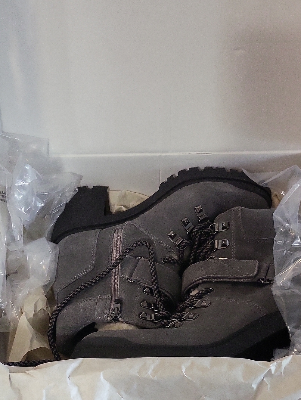Marc Fisher Gray Suede Lace-Up Heeled Ankle Booties Side Zip w/ Box Size 8.5